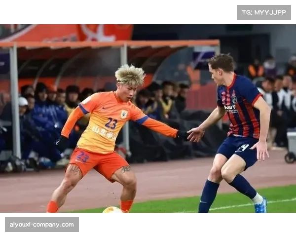 泰山51%控球仅5射门1射正，谢文能红牌致防守体系崩溃